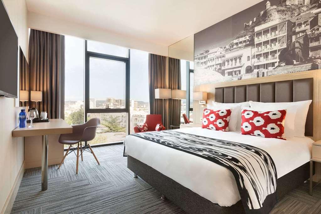 Ramada Encore טביליסי חדר תמונה